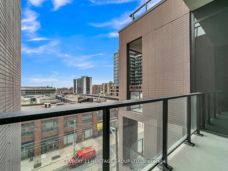 285 Dufferin St #422 — Photo 31