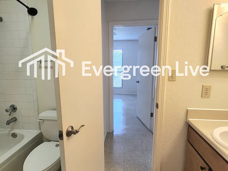 1323 San Felipe Ct — Photo 10