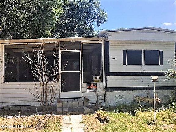 5th image of 11837 N East St