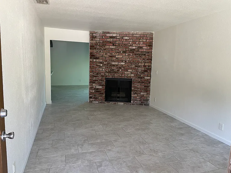 1708B Kent St #B — Photo 1