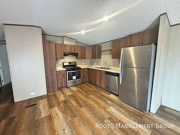 3rd image of 154 Evergreen Dr Lot 132