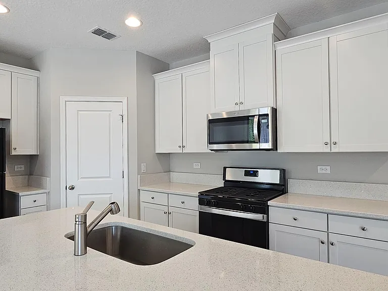 39 Starnberg Ct — Photo 9