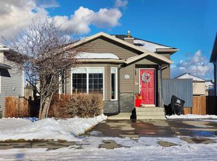 190 S Peigan Ct W, Lethbridge, AB T1K 7N2
