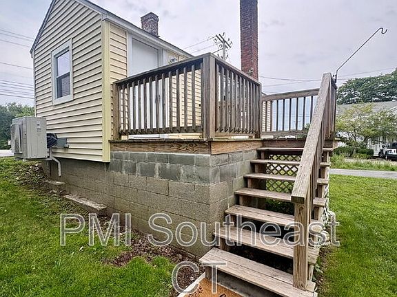 2nd image of 12 Fort Hill Rd Unit 12