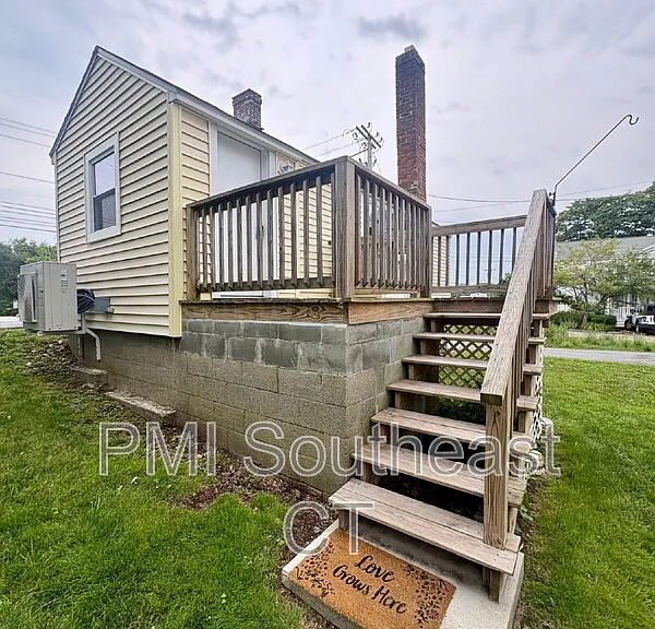 12 Fort Hill Rd #12 — Photo 2
