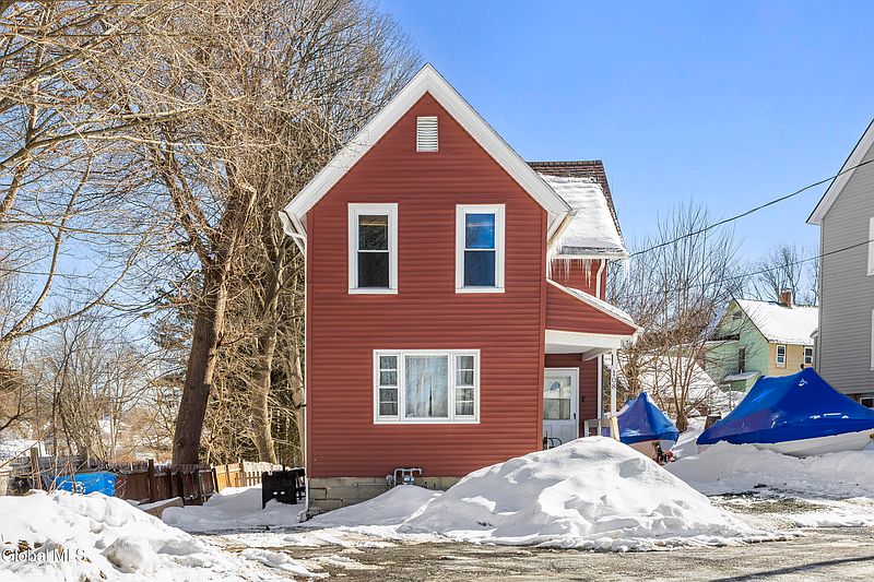 2nd image of 108 Yale Street
