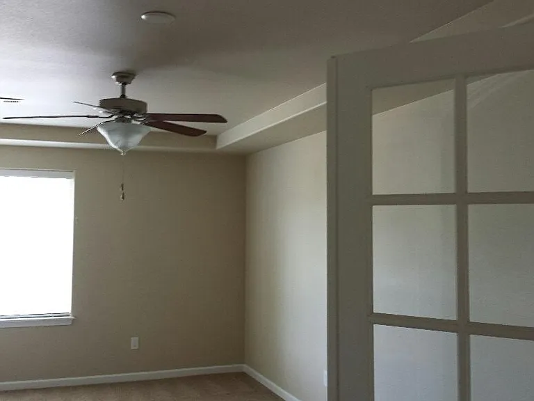 3905 Amelia Ct NE — Photo 6