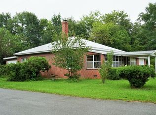 2604 Milton St, Cottondale, FL 32431