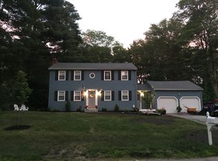 21 Sunset Dr, Medway, MA 02053