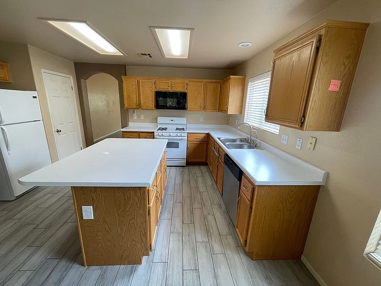 8220 Hollister Ave — Photo 8