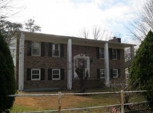 115 Boling Rd, Greenville, SC 29611