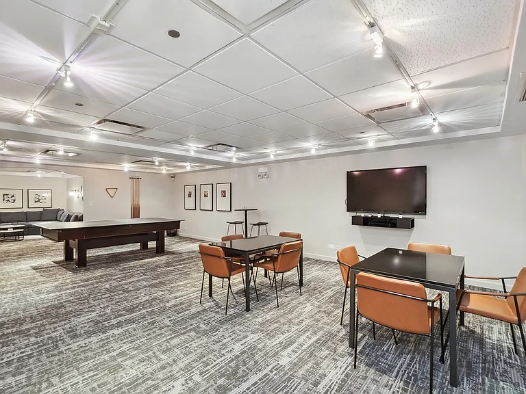 30 E Huron St #2402 — Photo 27