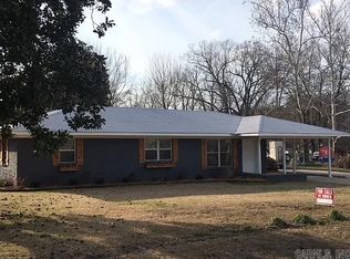 404 Parkway Dr, White Hall, AR 71602