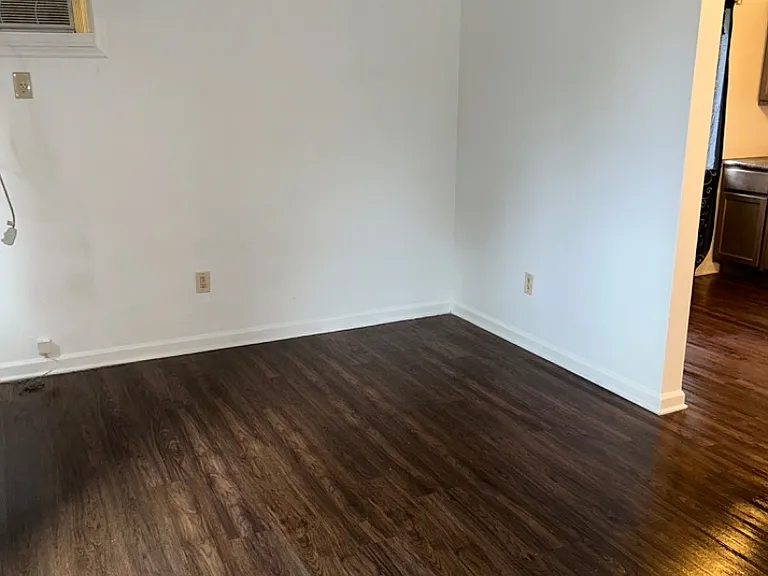 Unit Photo