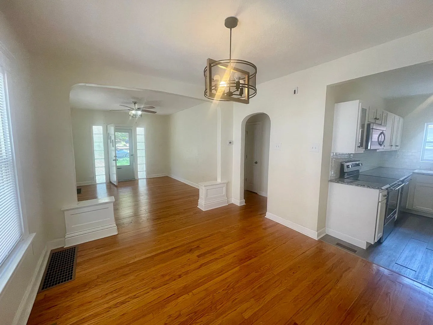 7667 Lindbergh Dr. — Photo 3