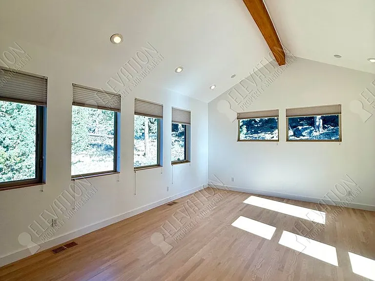 1955 NW Brogan — Photo 33