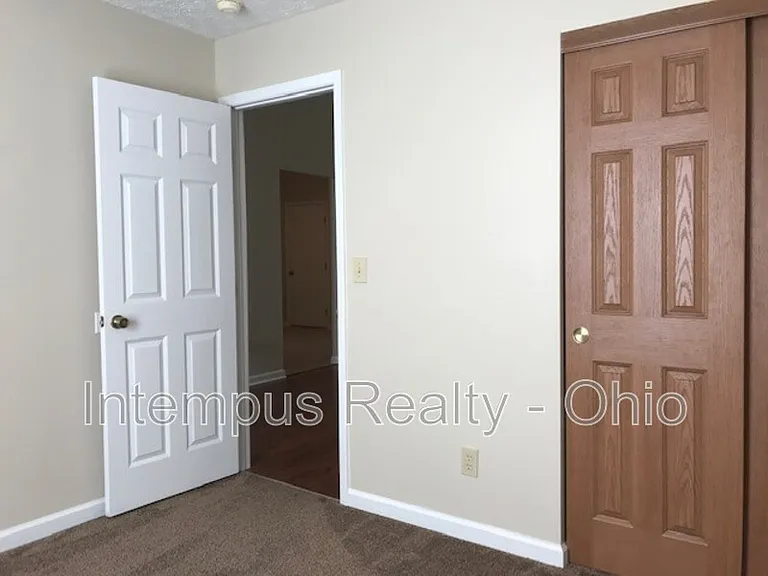 129 Lofton Cir — Photo 19