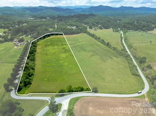 Mini Farm Coventry Dr #3, Brevard, NC 28712