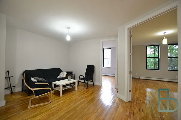 Rented by Miron Realty Group | media 14