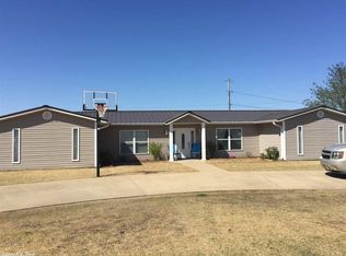 1118 Ruby St, Leachville, AR 72438