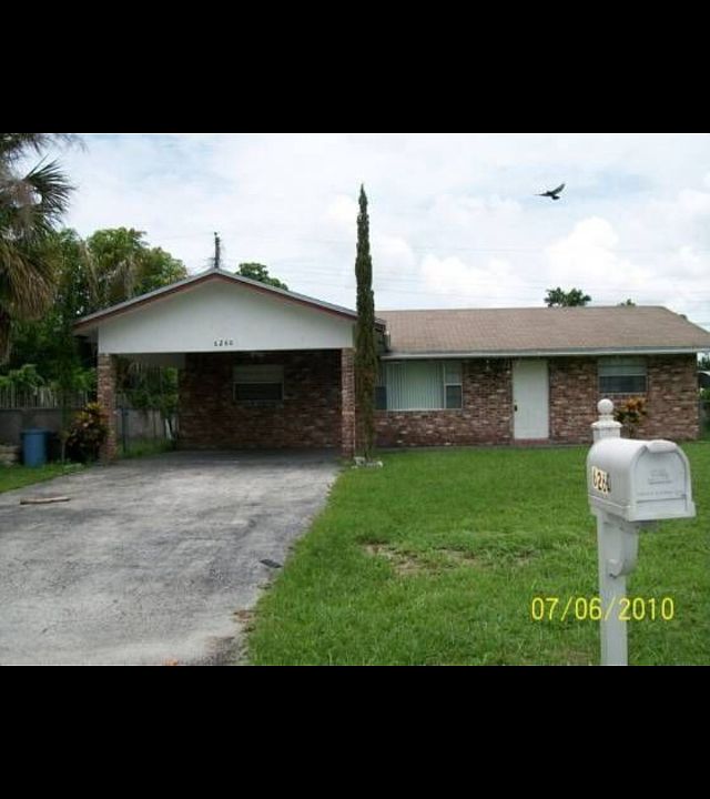 1st image of 6260 SW 19th St