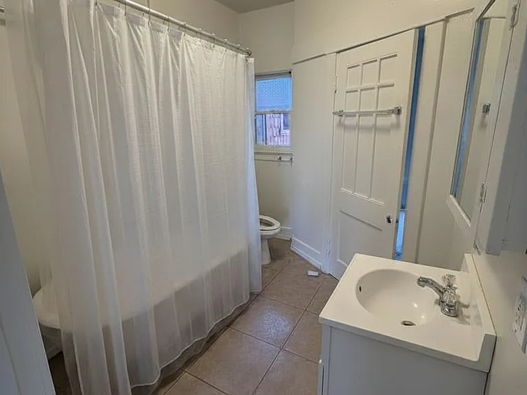 203 N Boylston St #1/2 — Photo 1