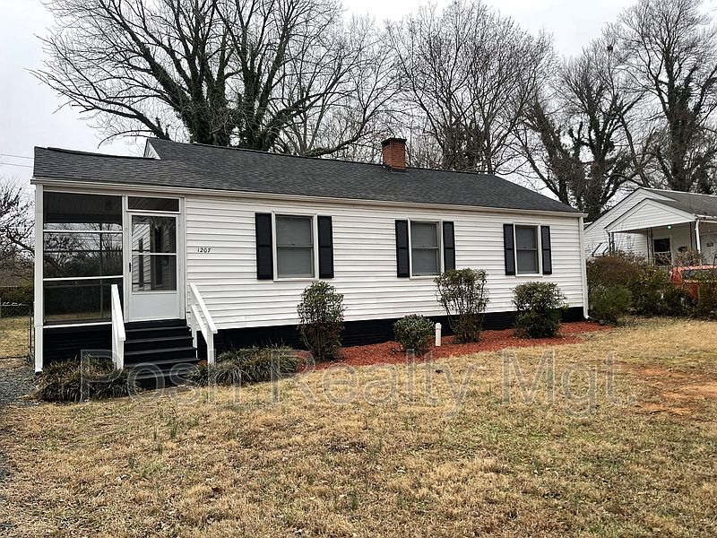 1st image of 1207 N Elam Ave