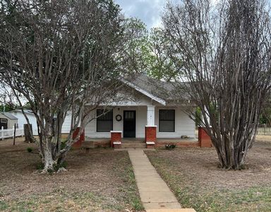 704 Pittsburg Avenue, Sunrise Beach, TX, 78643