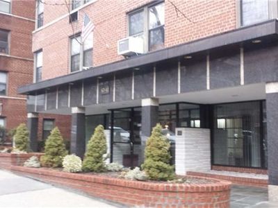 6741 Burns St APT 509, Flushing, NY, 11375