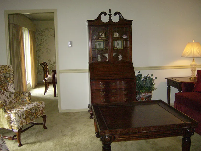840 Eastland Rd — Photo 6