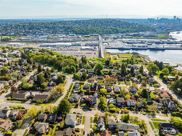 2803 W Garfield Street, Seattle, WA 98199