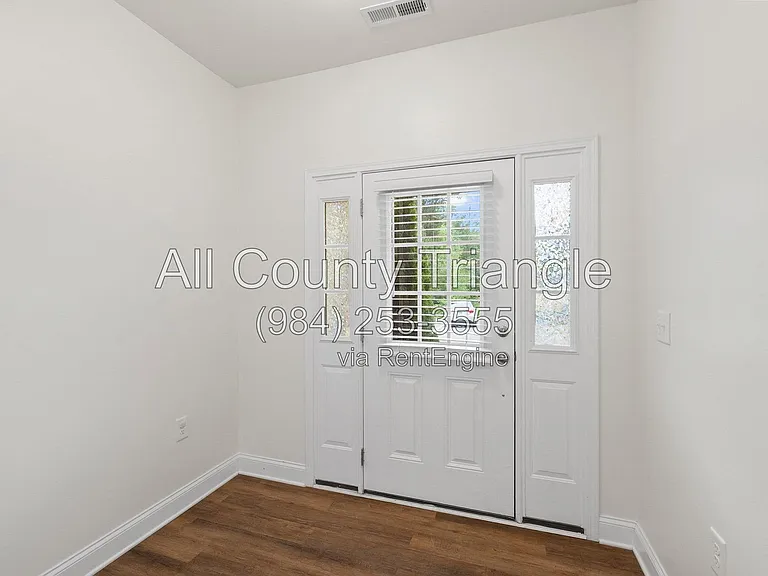 1005 Amber Shadow Dr — Photo 5