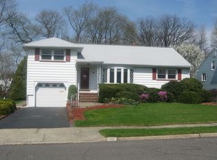 60 Bender Dr, Clifton, NJ 07013