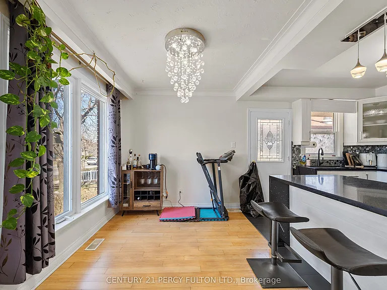 826 Brimorton Dr — Photo 9