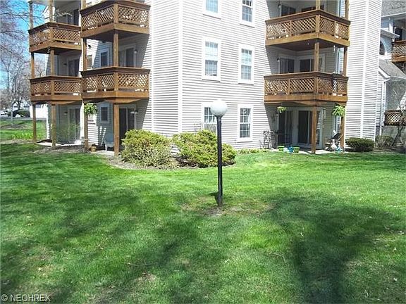 3rd image of 1448 Cedarwood Dr APT A1