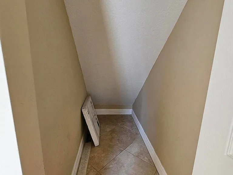 7526 Pinewalk Dr S — Photo 2