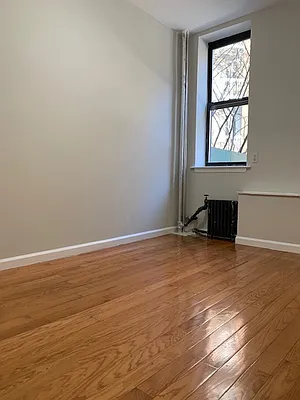 Rented by Landmark Real Estate | media 7