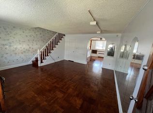 6836 Kindred St, Philadelphia, PA 19149