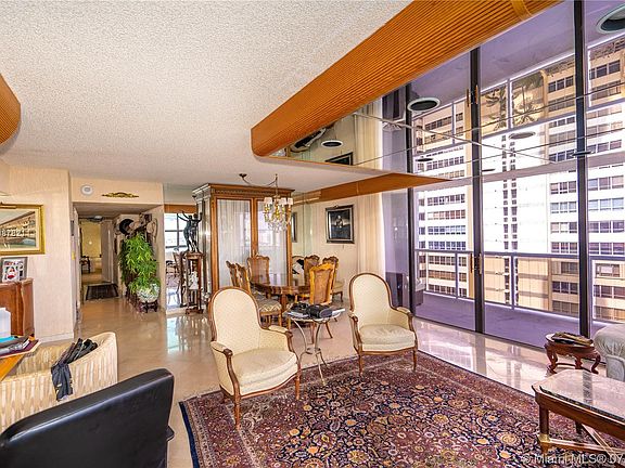 5th image of 9 Island Ave APT 1108