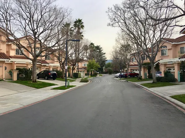 2204 Vizcaya Cir, Campbell, CA 95008