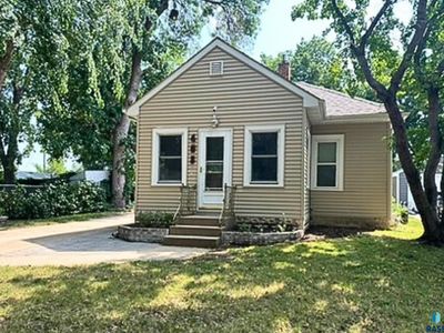408 N Jessica Ave, Sioux Falls, SD, 57103
