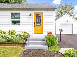 69 Peckham Ave, North Providence, RI 02908