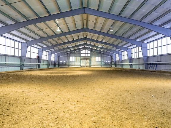 4th image of 203 Winch Hill Road