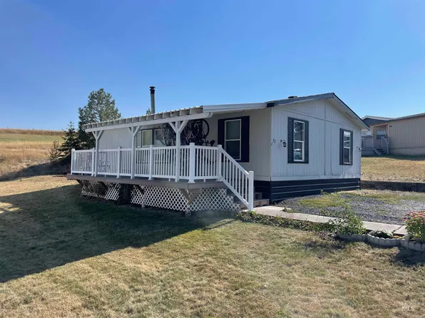 4325 Lenville Rd Trailer 52, Moscow, ID 83843