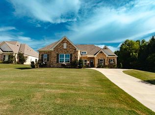 703 Bush Creek Rd, Opelika, AL 36804