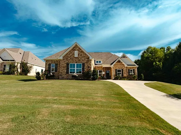 703 Bush Creek Rd, Opelika, AL 36804