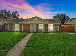 11823 Carvel Ln, Houston, TX 77072