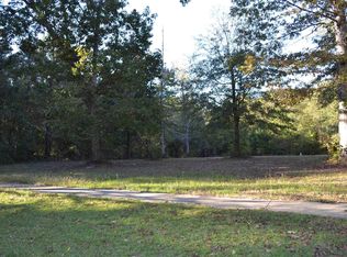 372 Town Pond Rd, Batesburg, SC 29006