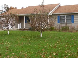 334 Hatton Dr, Andover, OH 44003