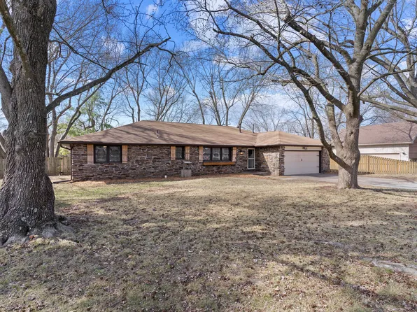 4465 S Ridgecrest Drive, Springfield, MO 65810
